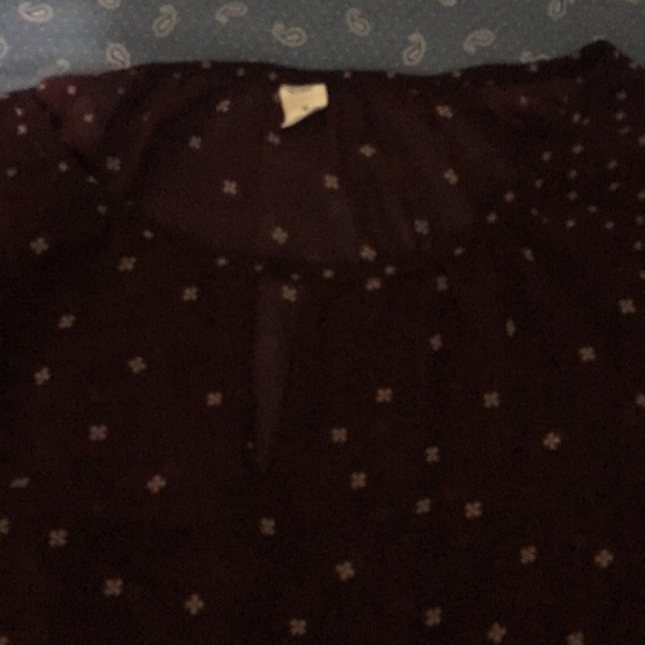 Burgundy blouse - Picture 3 of 4